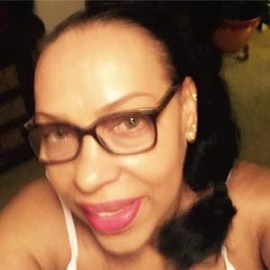 Meet your Posher, Annette